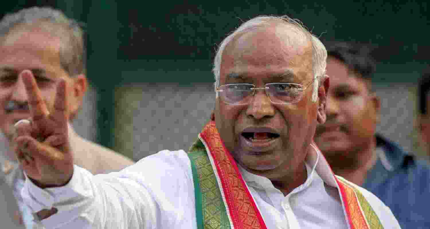  Congress President Mallikarjun Kharge during his address to the public. 