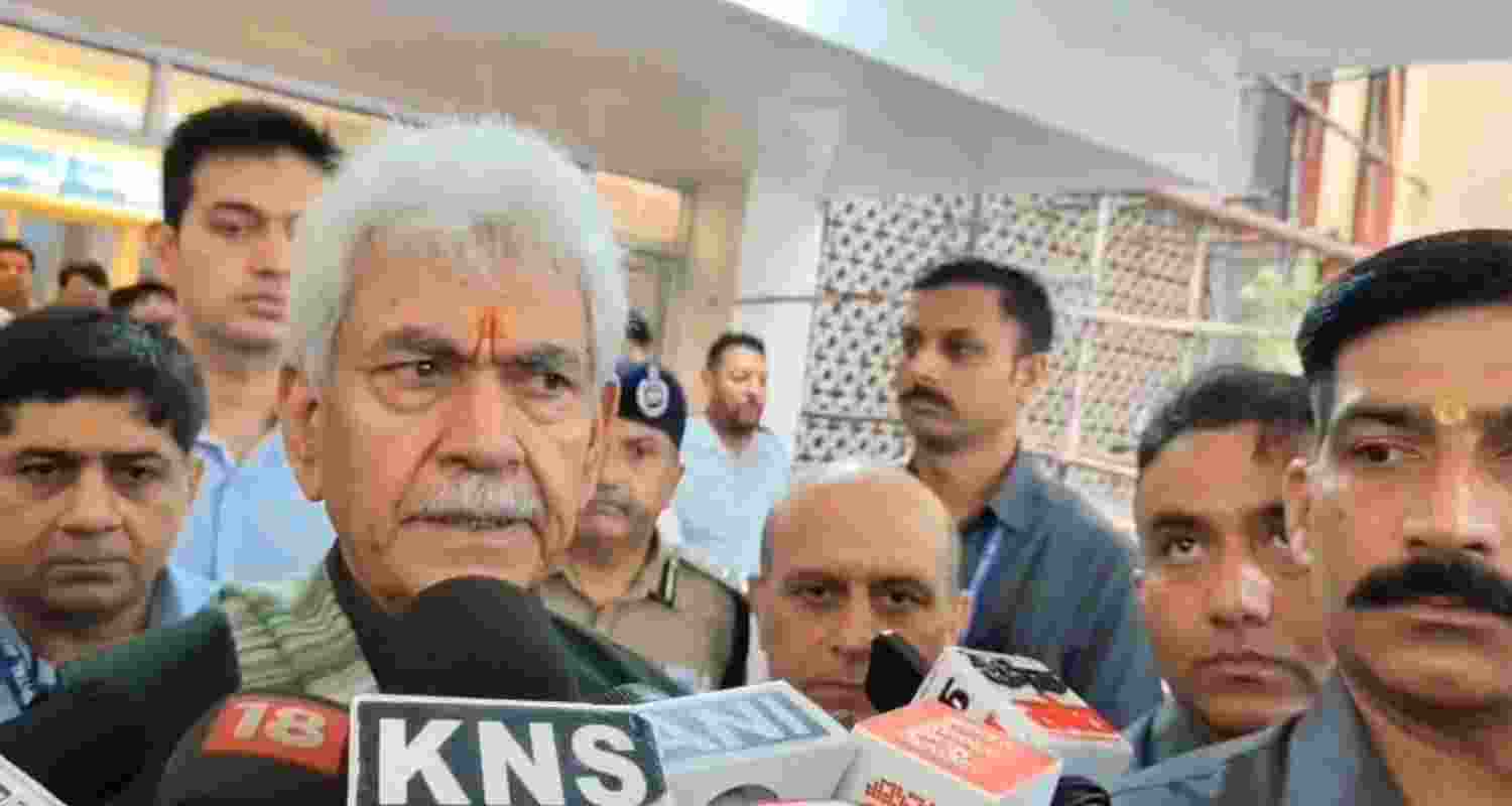 Lieutenant Governor Manoj Sinha visited Government Medical College (GMC) Jammu on Sunday and met with the injured from the recent cloudburst in Kishtwar.