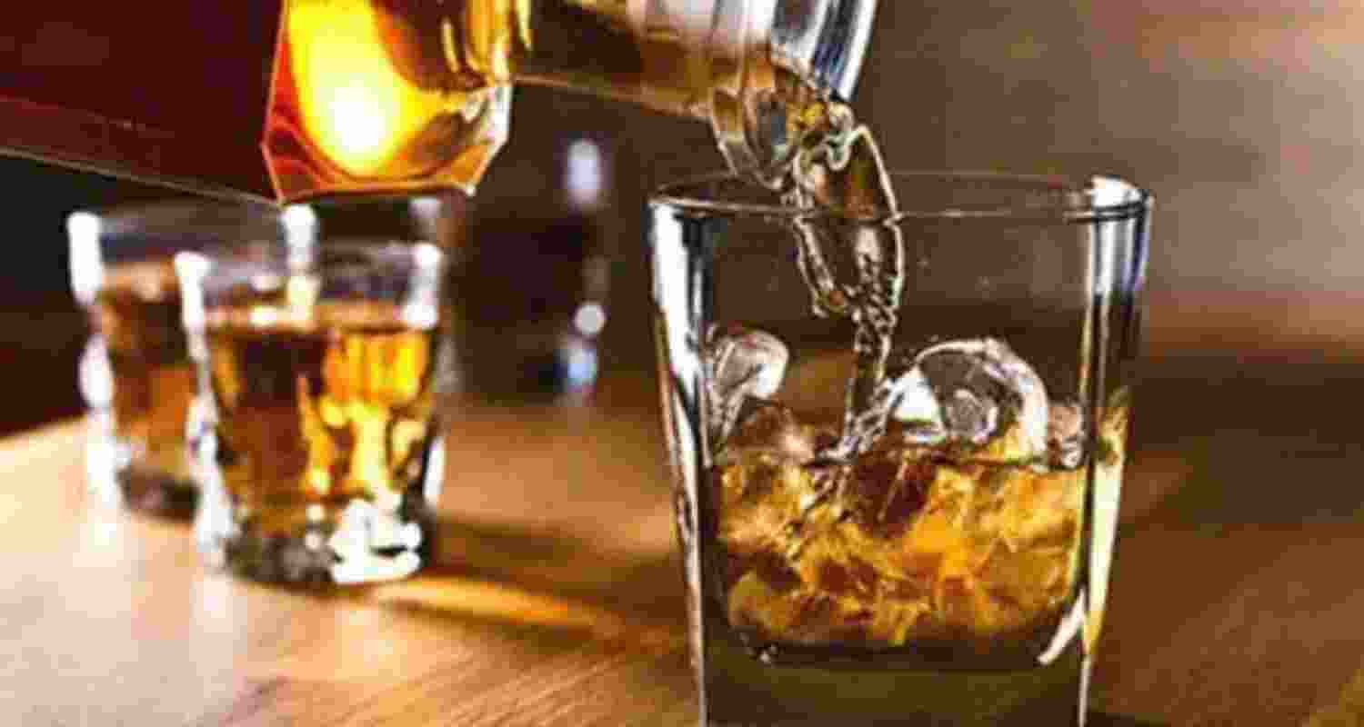 Liquor prices set to rise in Bengal from December 1