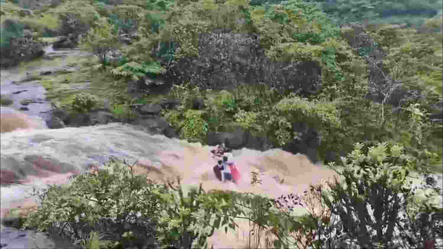 Pune issues tourist guidelines after Lonavala tragedy