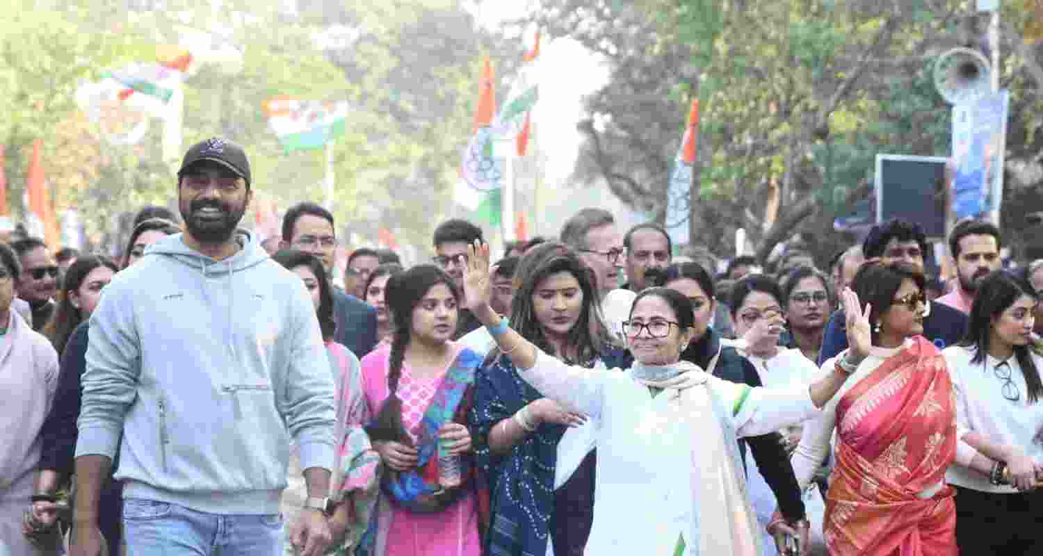 Chief Minister Mamata Banerjee’s fury wasn’t just about the raid itself, but also the "shameful" treatment of her MPs in Delhi, who were dragged away and detained by police while trying to protest outside Amit Shah’s residence.
