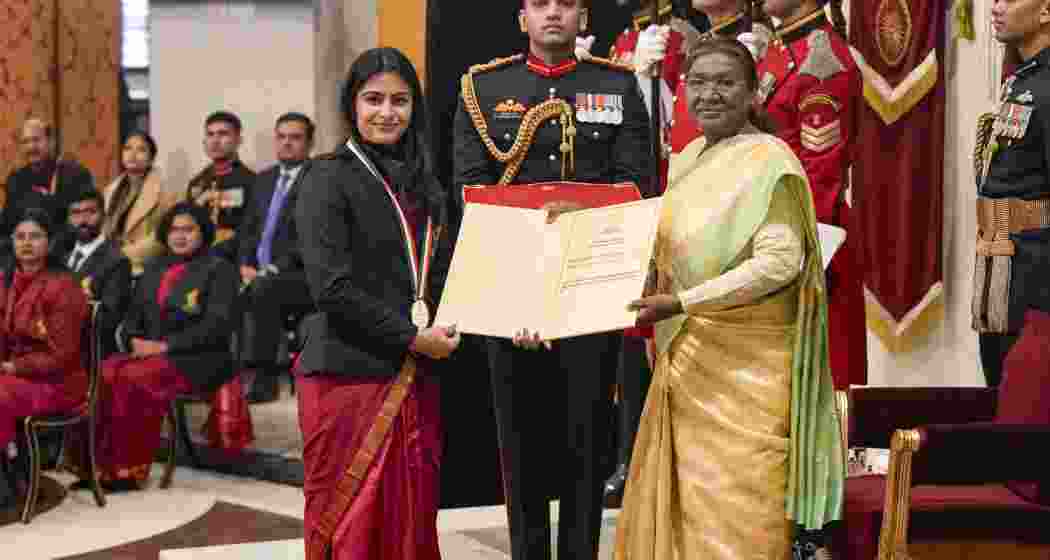 President Droupadi Murmu presents Major Dhyan Chand Khel Ratna Award to Olympic-medallist shooter Manu Bhaker during the National Sports and Adventure Awards 2024 at the Rashtrapati Bhavan, in New Delhi on Friday.