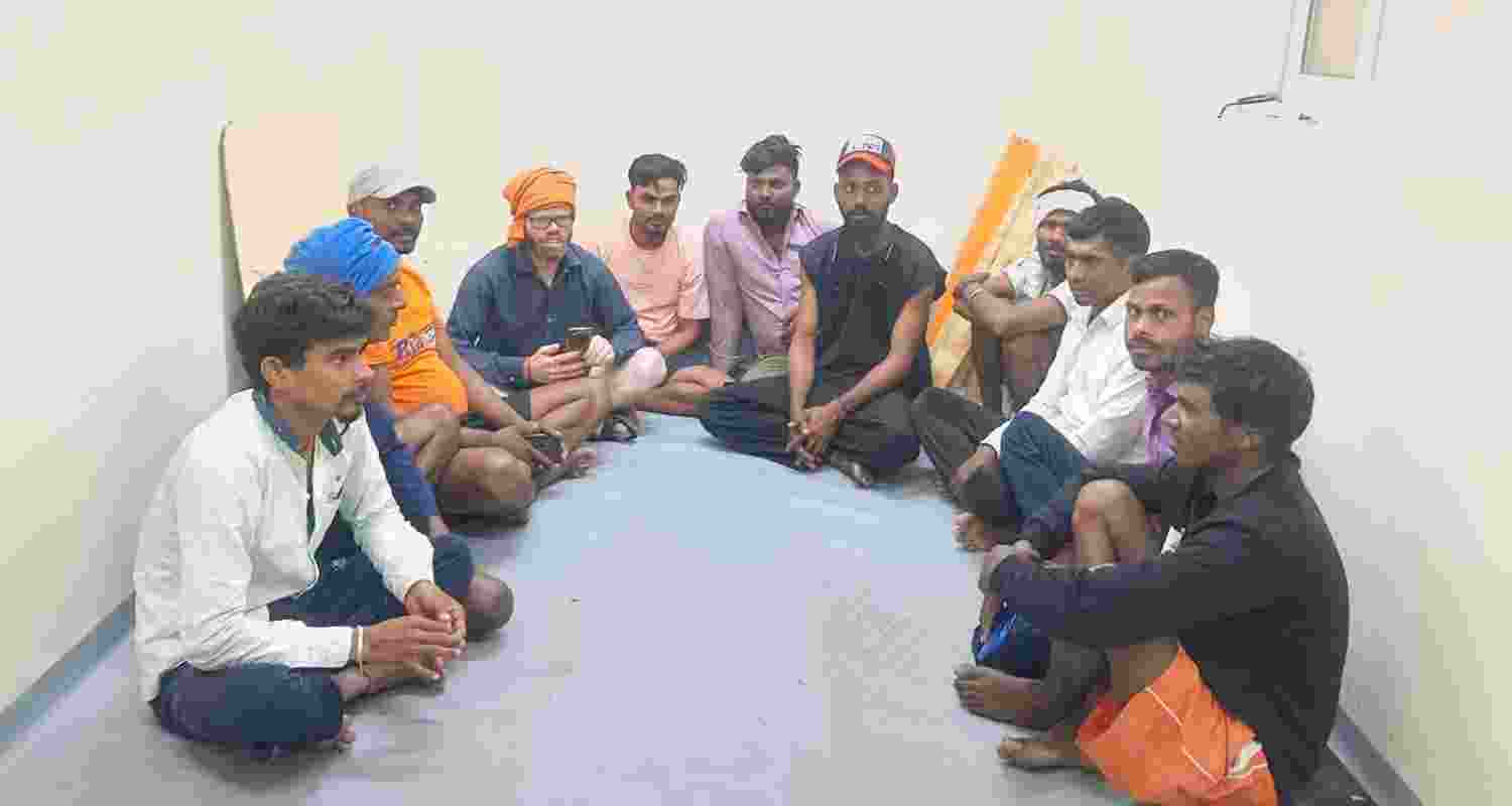 The workers alleged that the company they are employed with is forcing them to work beyond stipulated hours while failing to pay their wages. Due to non-payment of salaries for nearly three months, they are struggling to arrange food, accommodation and other daily necessities.