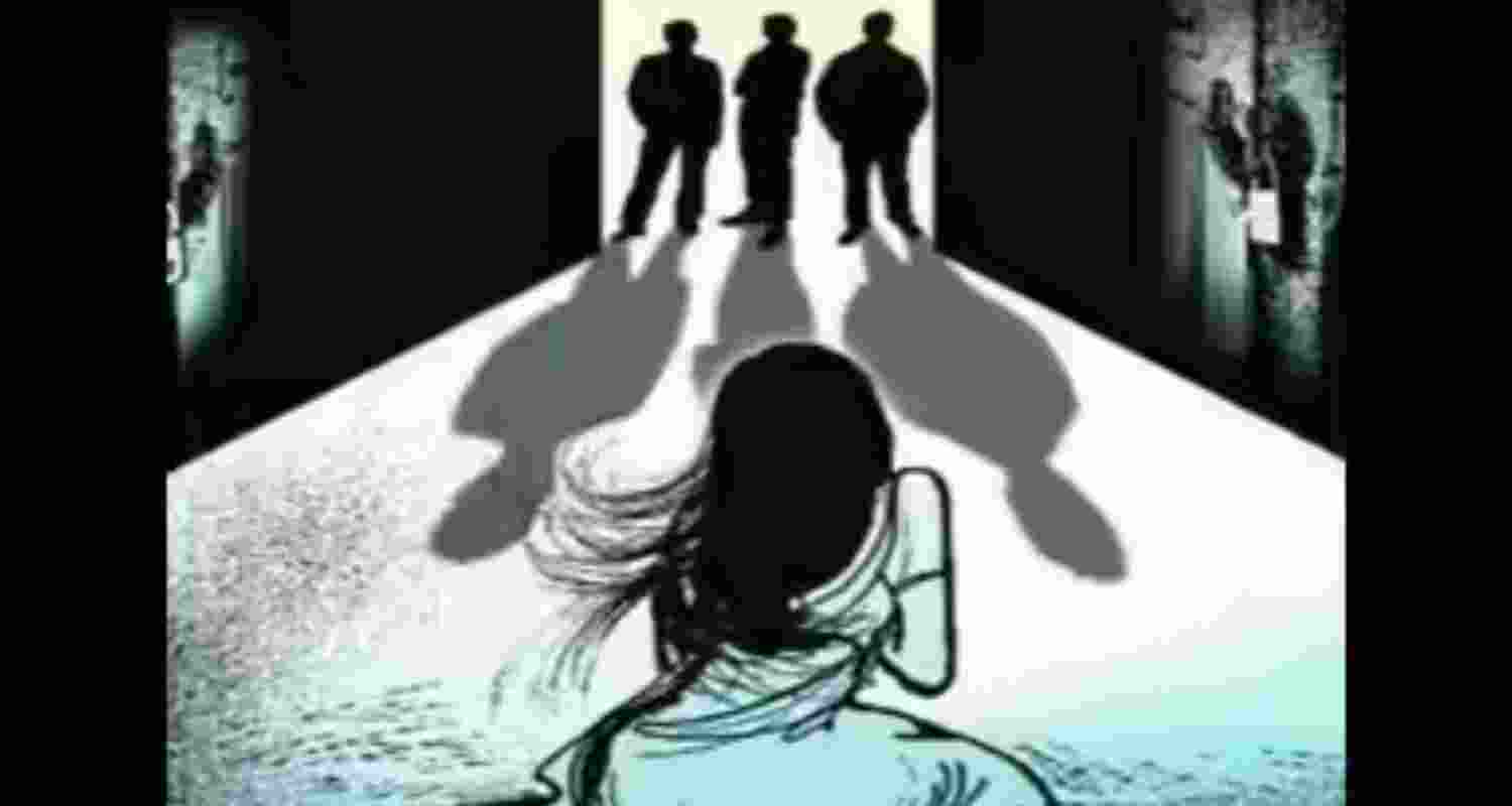 According to police, the minor girl’s friend called her on the pretext of taking her to puja pandals. 