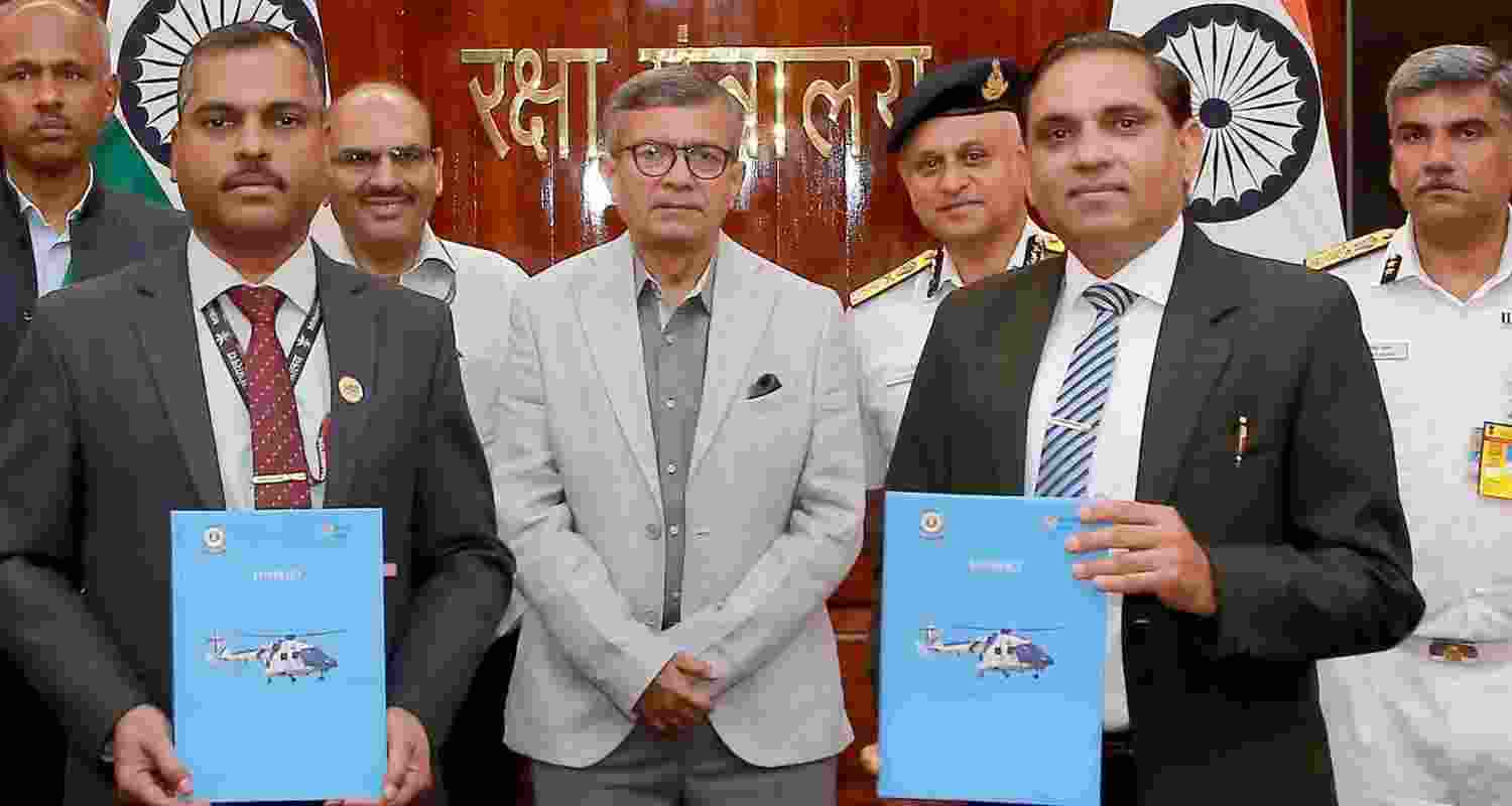 India signs Rs 5,083 crore defence deals with HAL and Russia’s Rosoboronexport for ALH helicopters for Coast Guard and Shtil missiles for Navy.