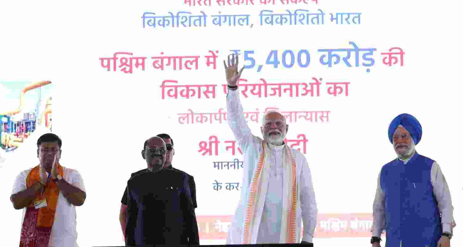 Modi slams TMC, launches projects over ₹5K cr in Bengal