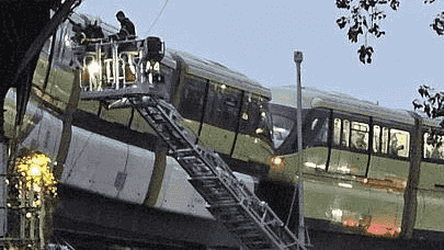 Stranded passengers being rescued after a Monorail train came to a halt between Chembur and Bhakti Park stations in Mumbai.