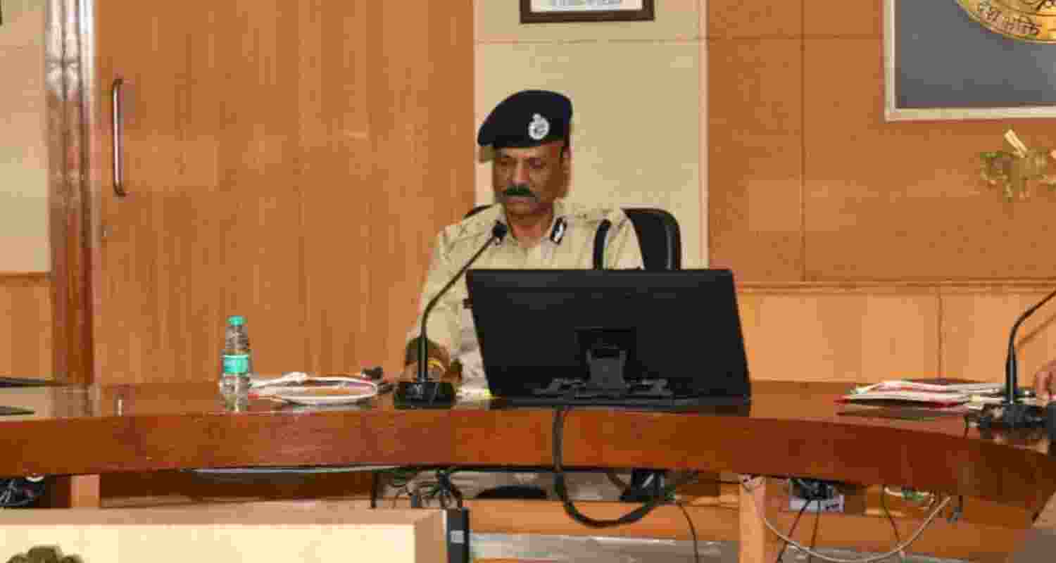 Police alone can't stop rapes, says Madhya Pradesh top cop Police alone can't stop rapes, says Madhya Pradesh top cop
