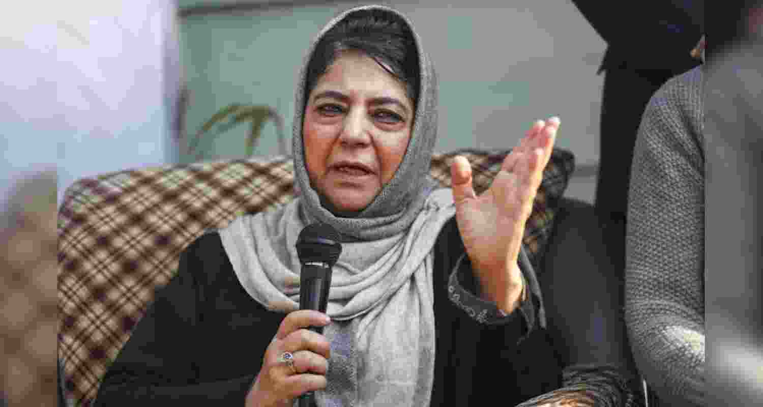 Youth's body found in J&K's Kulgam, Mehbooba calls for probe