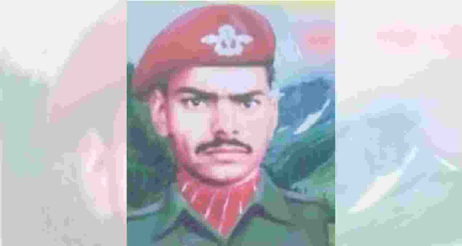 Son walks in footsteps of father martyred in Kargil