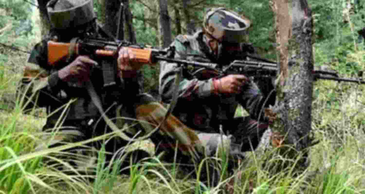 Poster drive intensified against Maoists in Saranda