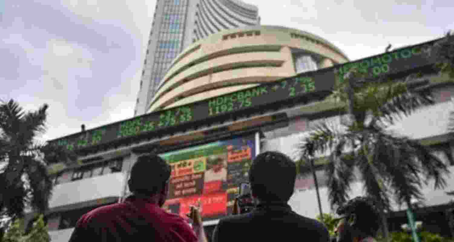 Sensex surges 900 points, Nifty up 260 in early trade
