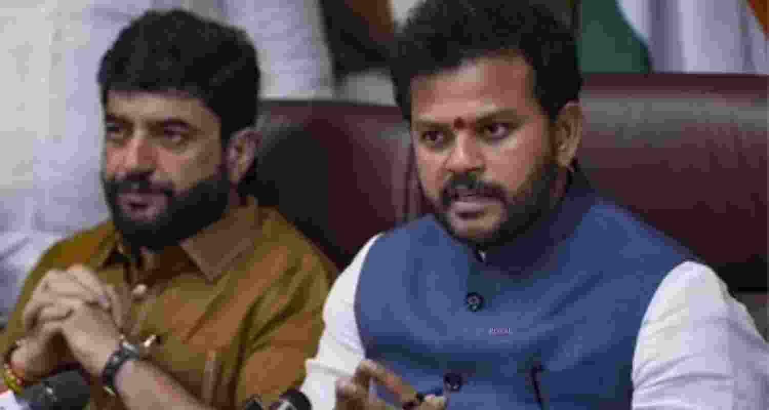 High level panel to probe cause of AI plane crash, to meet on Mon