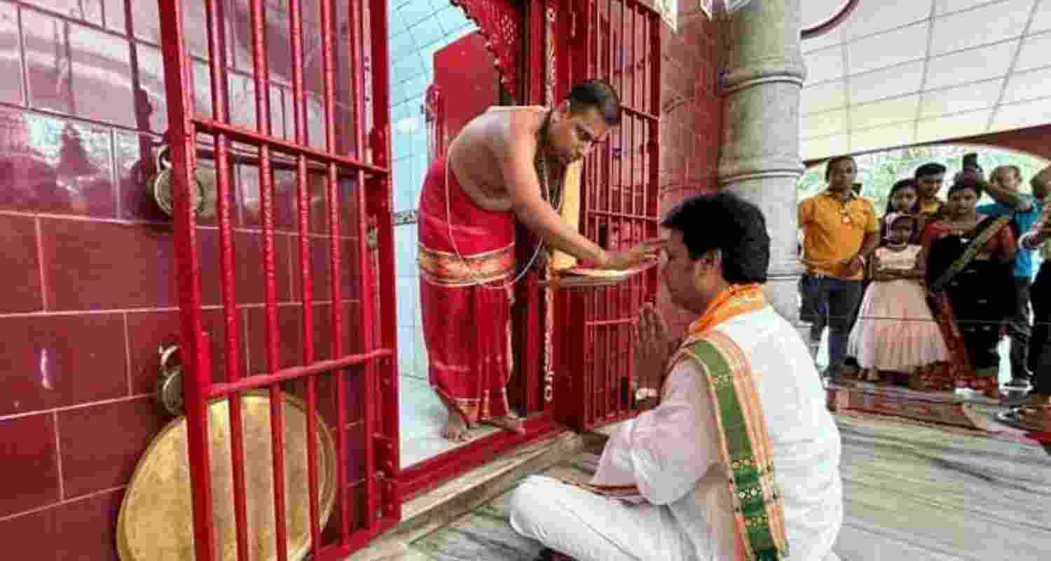 BJP, IPFT, and TIPRA Motha candidate for Tripura West Parliamentary Constituency, Biplab Kumar Deb, visited Kashaba Kali Temple in Kamalasagar, Bishalgarh on April 18, 2024.