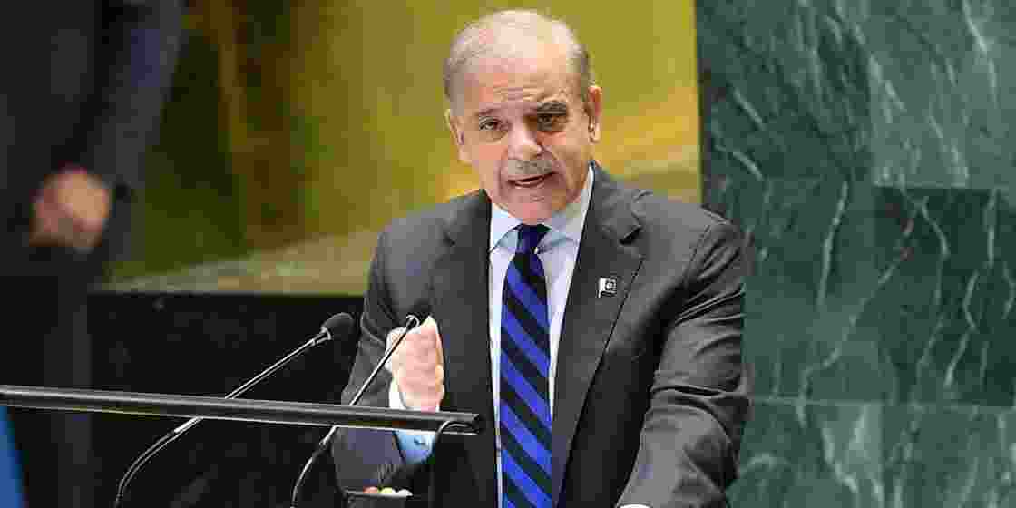 Pakistani Prime Minister Shehbaz Sharif addresses a gathering.