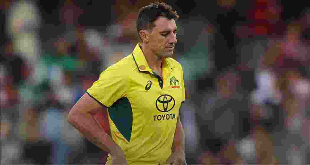 (In photo) Australian cricket captain Pat Cummins faces a probable absence from the ICC Champions Trophy due to injury, prompting discussions over Steve Smith and Travis Head as possible captaincy candidates.