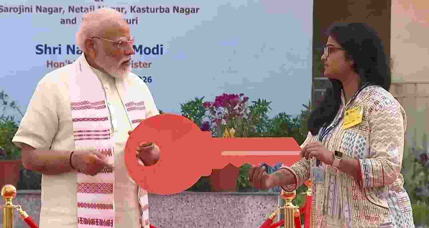 PM Narendra Modi inaugurates and lays foundation of ₹15,200 crore GPRA redevelopment projects in Delhi to build modern housing and offices for govt staff.
