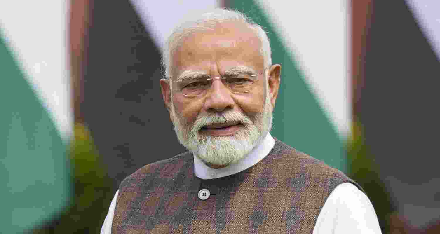Prime Minister asked MPs to hold exhibitions across all sectors in their constituencies to promote the theme: “Say with pride, this is Swadeshi.” 