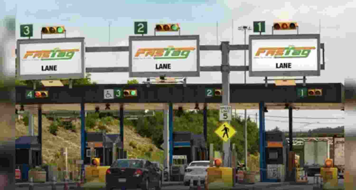 Govt mandates FASTag, UPI at Tolls from April 10
