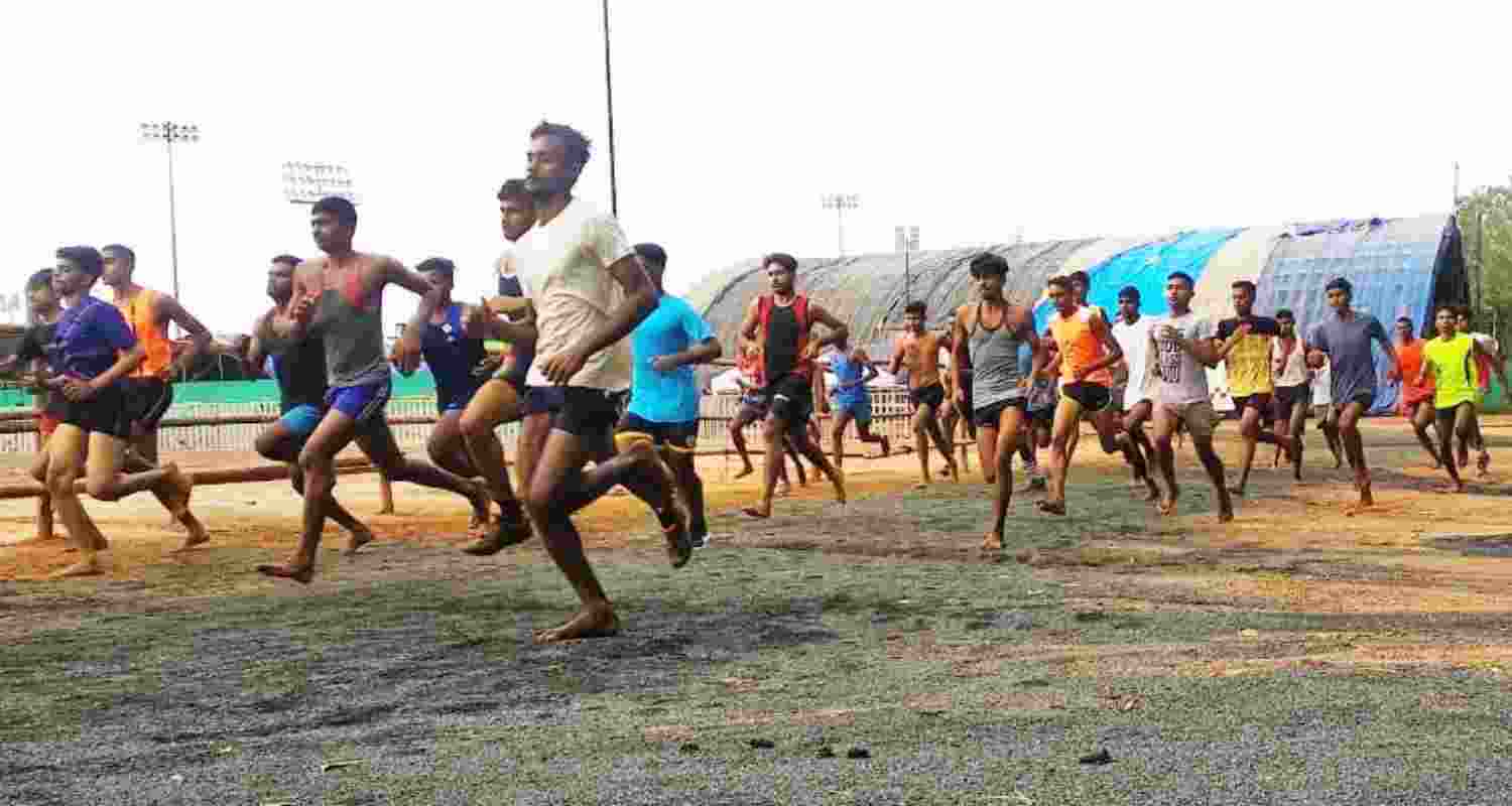 13th death in Jharkhand Excise Constable recruitment drive 13th death in Jharkhand Excise Constable recruitment drive