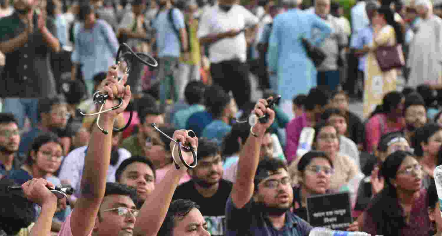 RG Kar protest: Docs hold 'mass convention' to seek justice