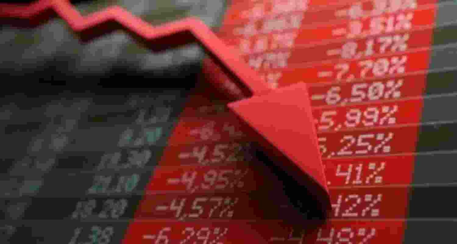 Sensex, Nifty tumble 1 pc on weak global trends