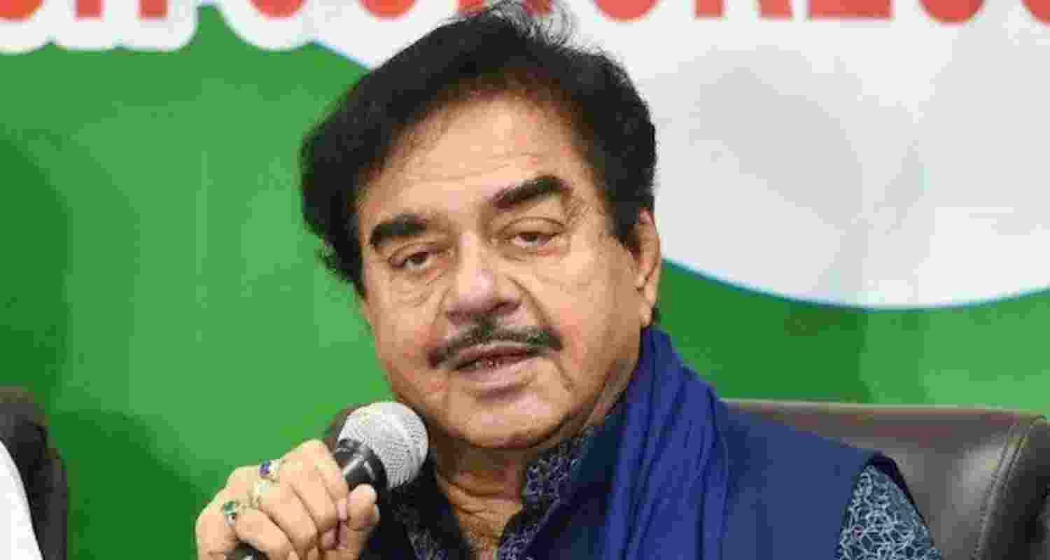 TMC MP Shatrughan Sinha joins AAP campaign ahead of Delhi polls