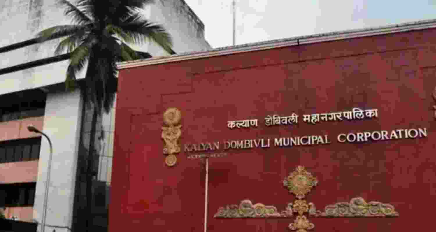 Shiv Sena accuses Mahayuti ally BJP of distributing cash to woo voters ahead of Kalyan Dombivli civic polls. BJP denies charges; police probe clash.