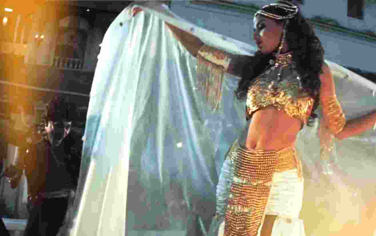 Sonali Bendre almost quit film industry before iconic 'Humma, Humma'