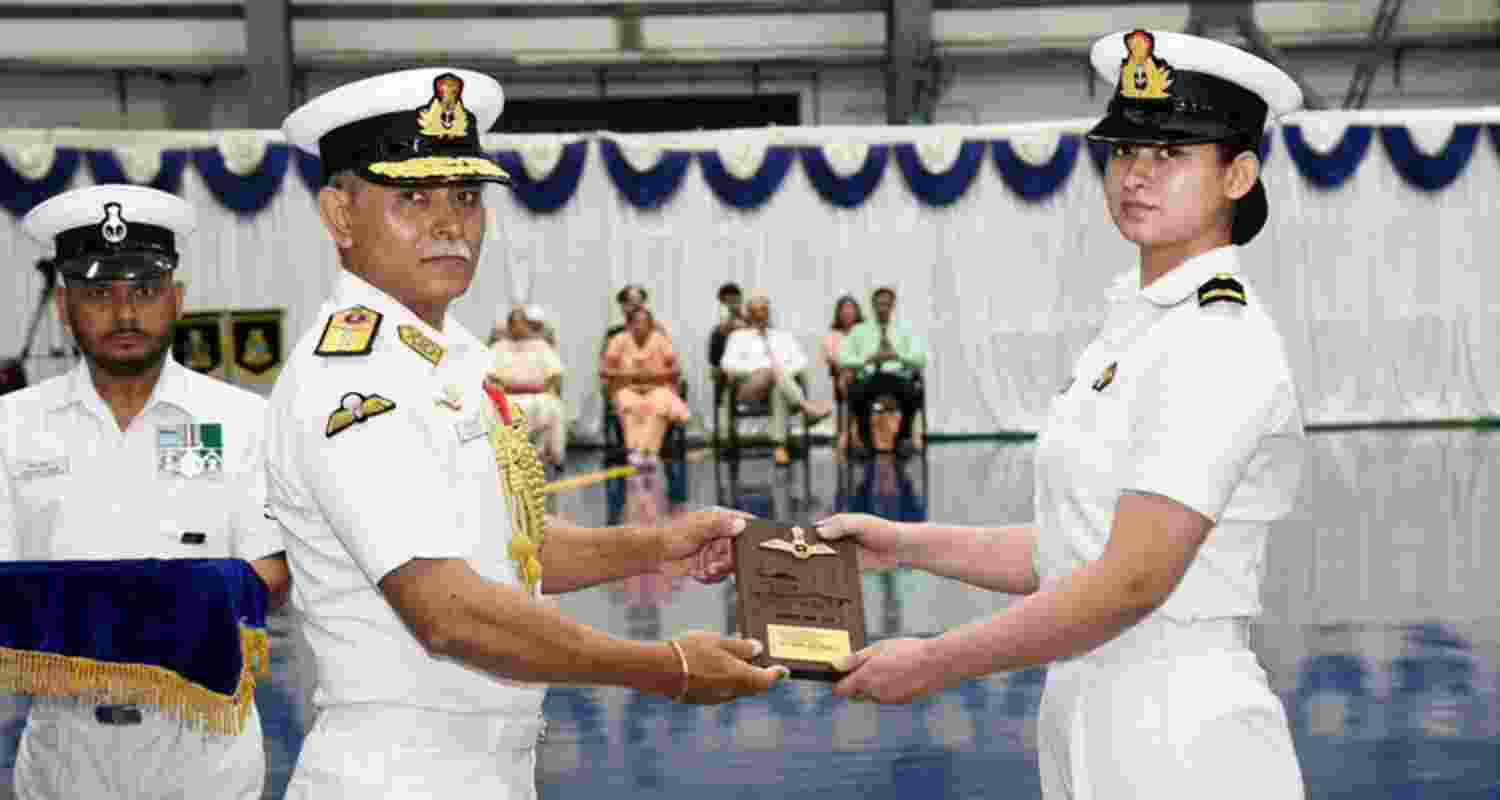 Meet Sub Lt Poonia, Navy’s first woman Fighter Pilot