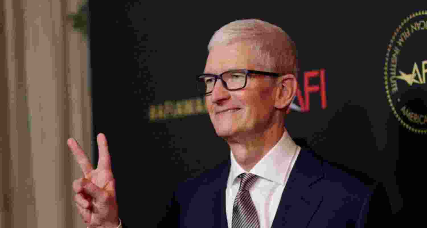 Apple's Tim Cook to step down as CEO in September
