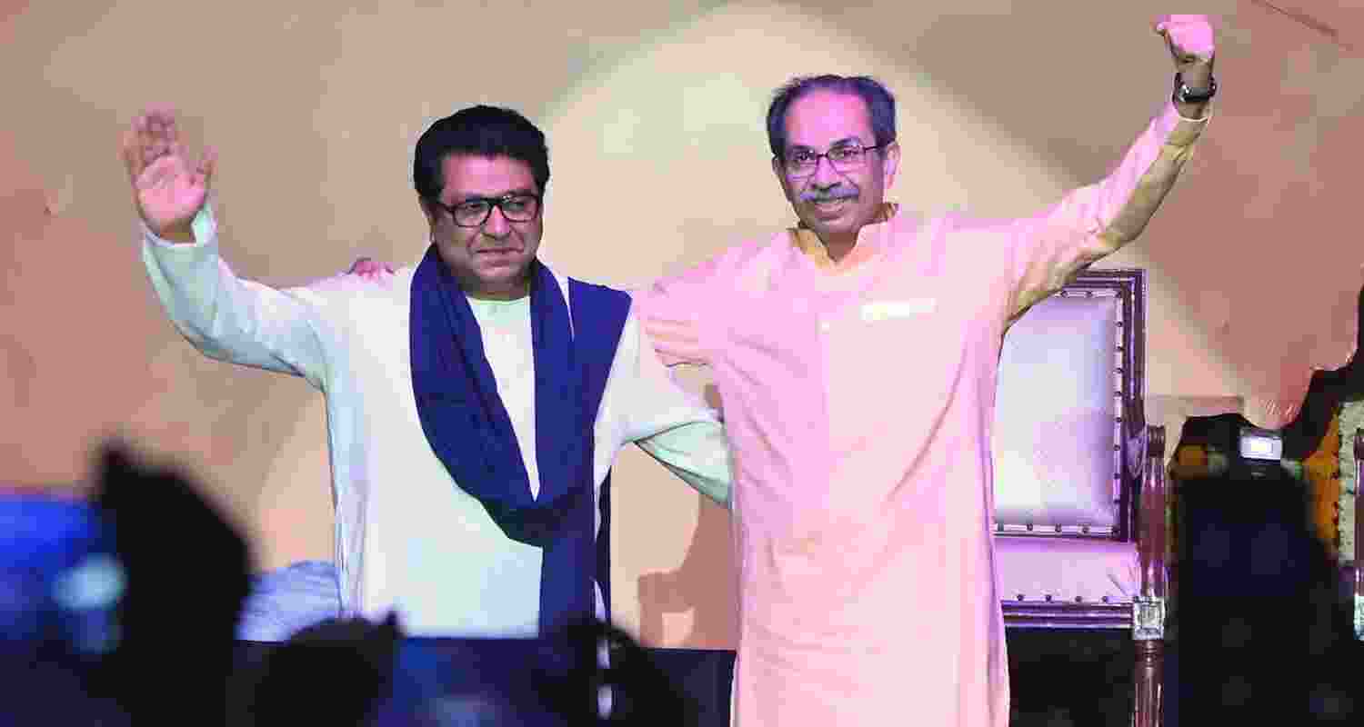 Shiv Sena (UBT) leader Uddhav Thackeray (left) and Maharashtra Navnirman Sena's Raj Thackeray.