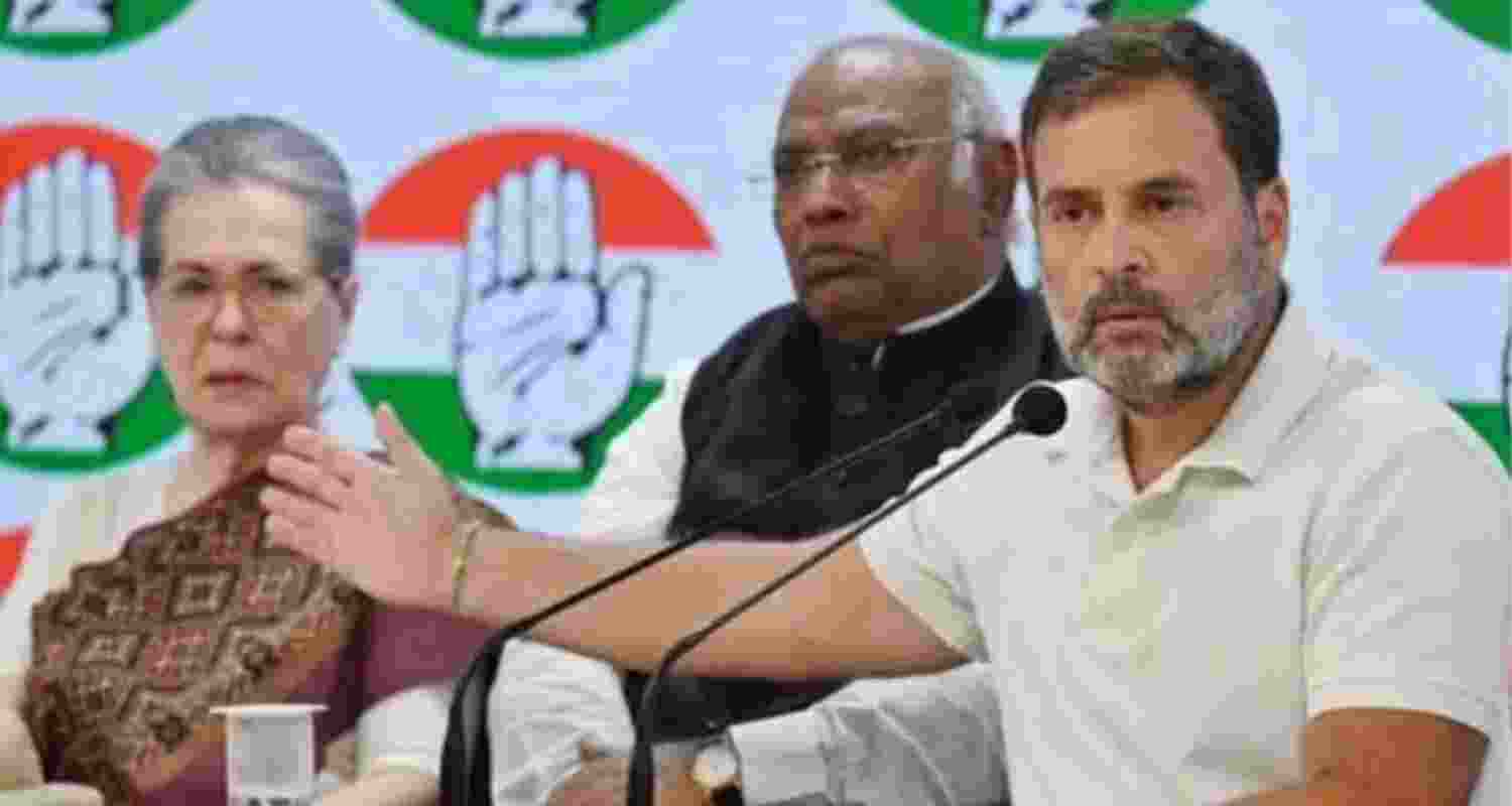 Congress' Press Briefing about the 'lien' put on the accounts INC by the IT. Image X.