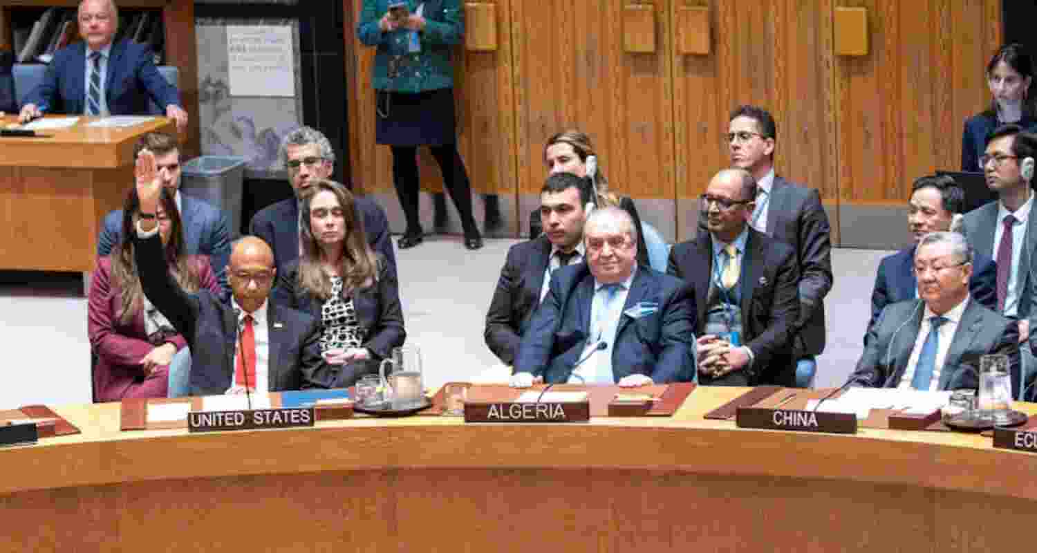 US blocks Palestinian bid for full membership in the United Nation. Image X. 