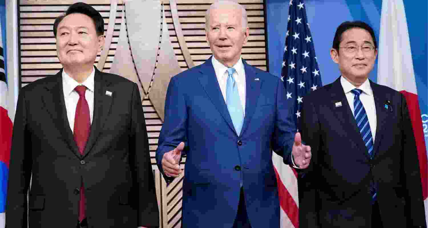 South Korea US Japan strengthen ties with secretariat.