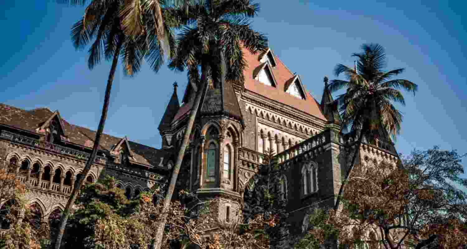 Bombay High Court raises concerns over police probe into Badlapur death.