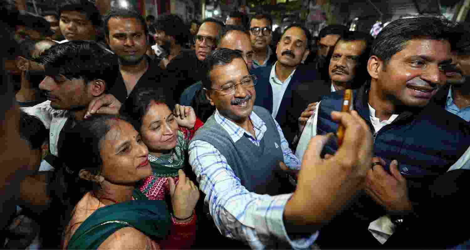 AAP to Contest Delhi Elections Alone No Alliance Says Kejriwal.