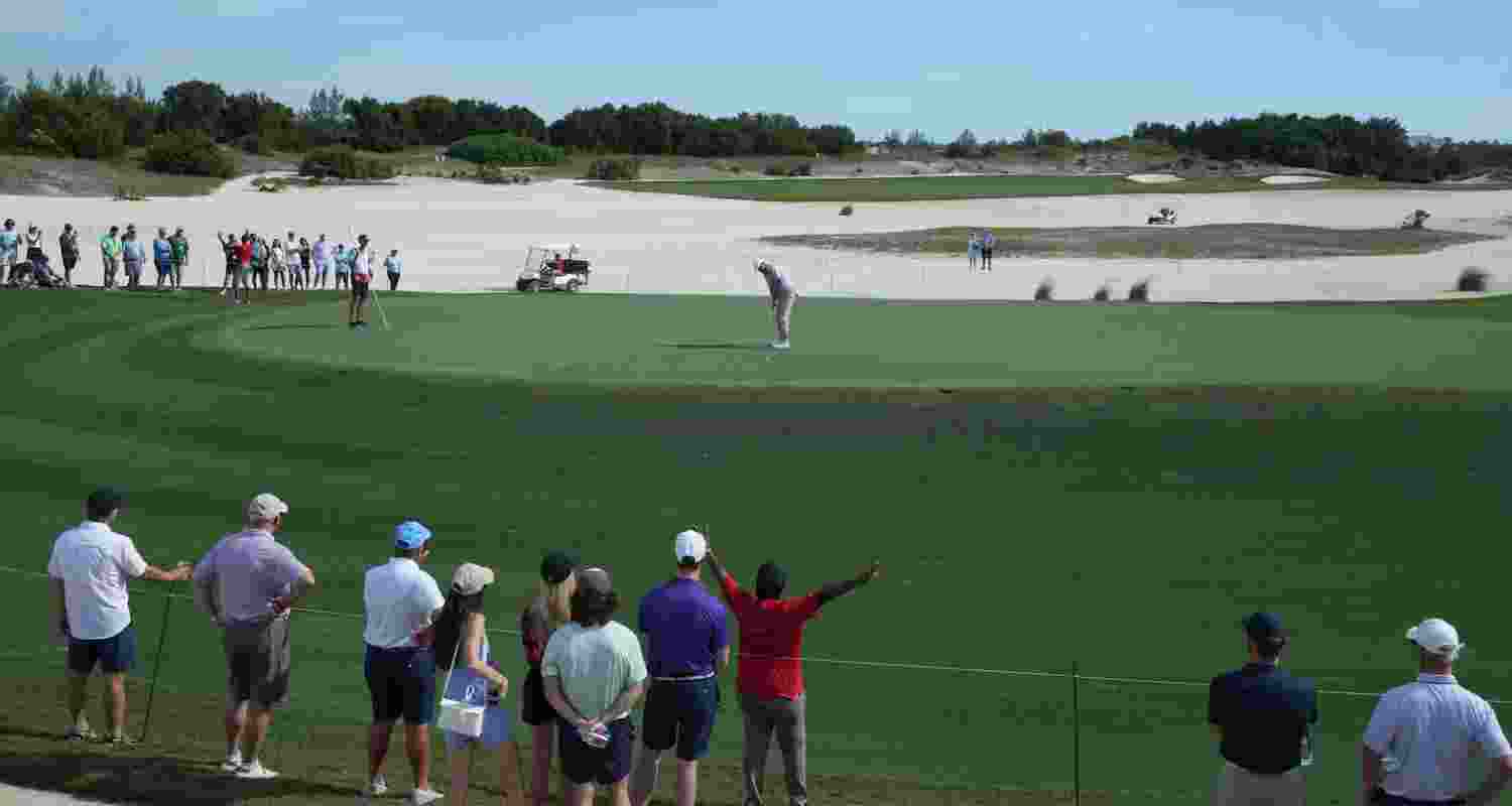 Justin Thomas keeps pace with Scheffler in Hero Challenge.