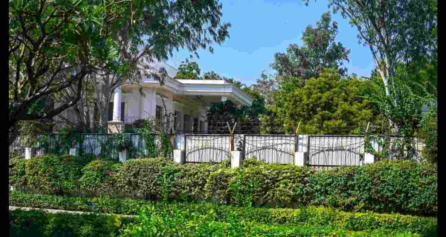 AAP Hits Back at BJP Over Allegations of Bungalow Luxury.