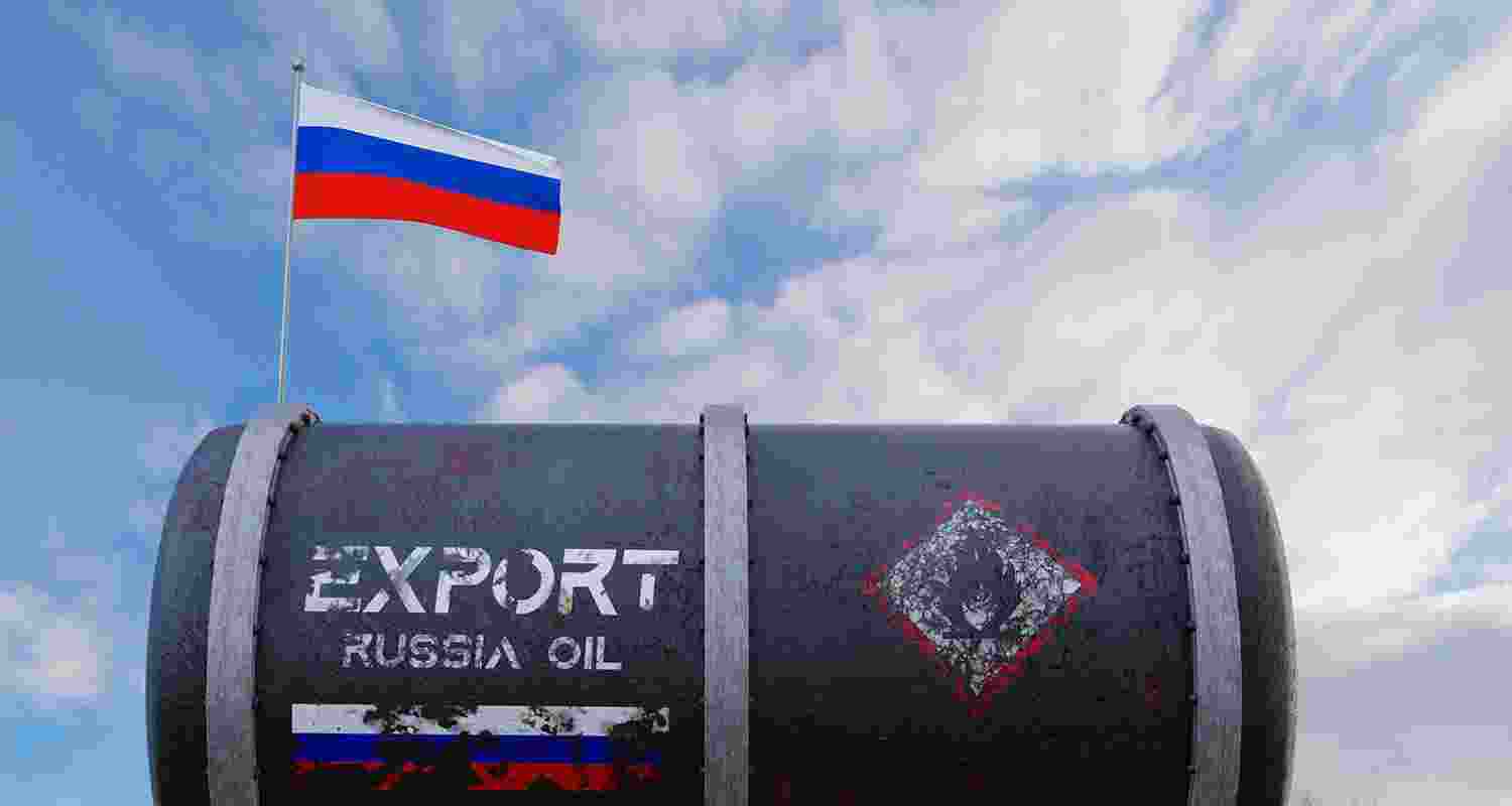 Russia’s oil export restrictions extended until June 2025.