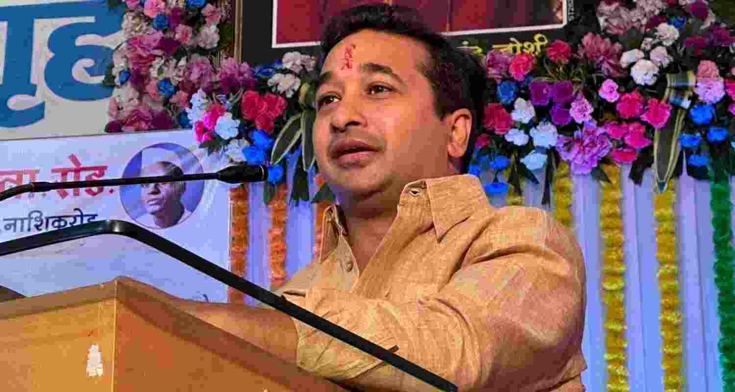 Controversy erupts over Nitesh Rane’s Kerala-Pakistan comparison.