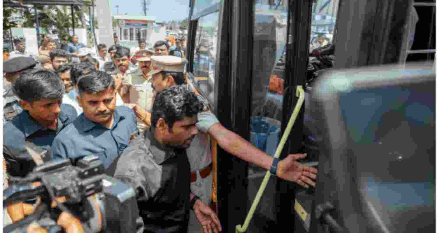 Tamil Nadu BJP protests TASMAC ‘corruption’ crackdown.