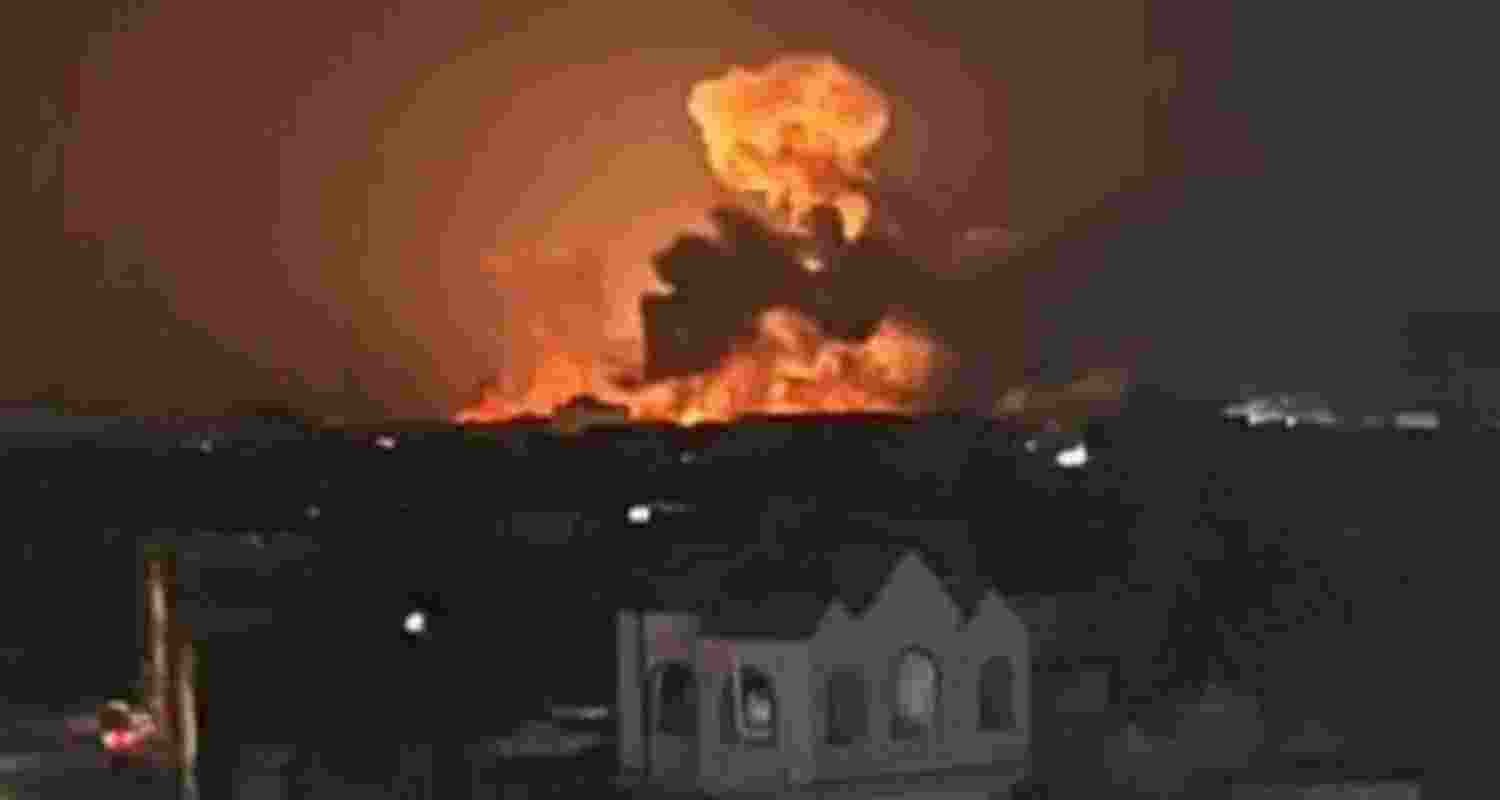 US bombs Yemen's Hodeidah airport and Marib province.