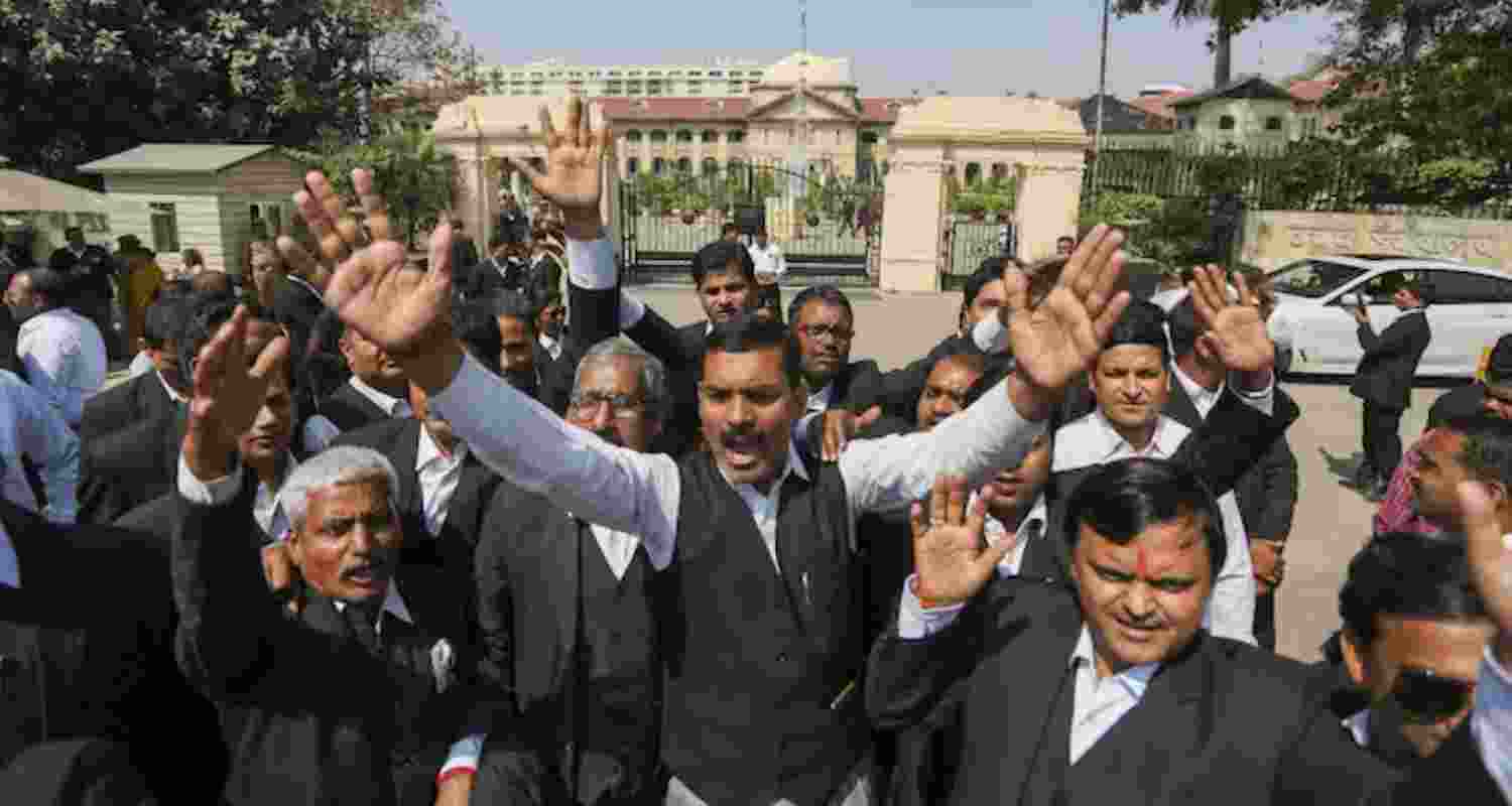 CJI to review demand on Justice Varma’s transfer.