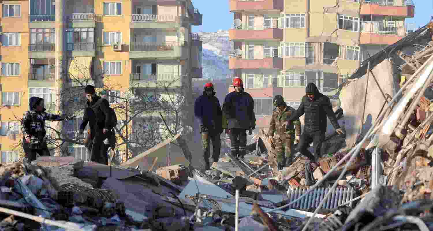 Trade with Myanmar, Thailand disrupted after quake.