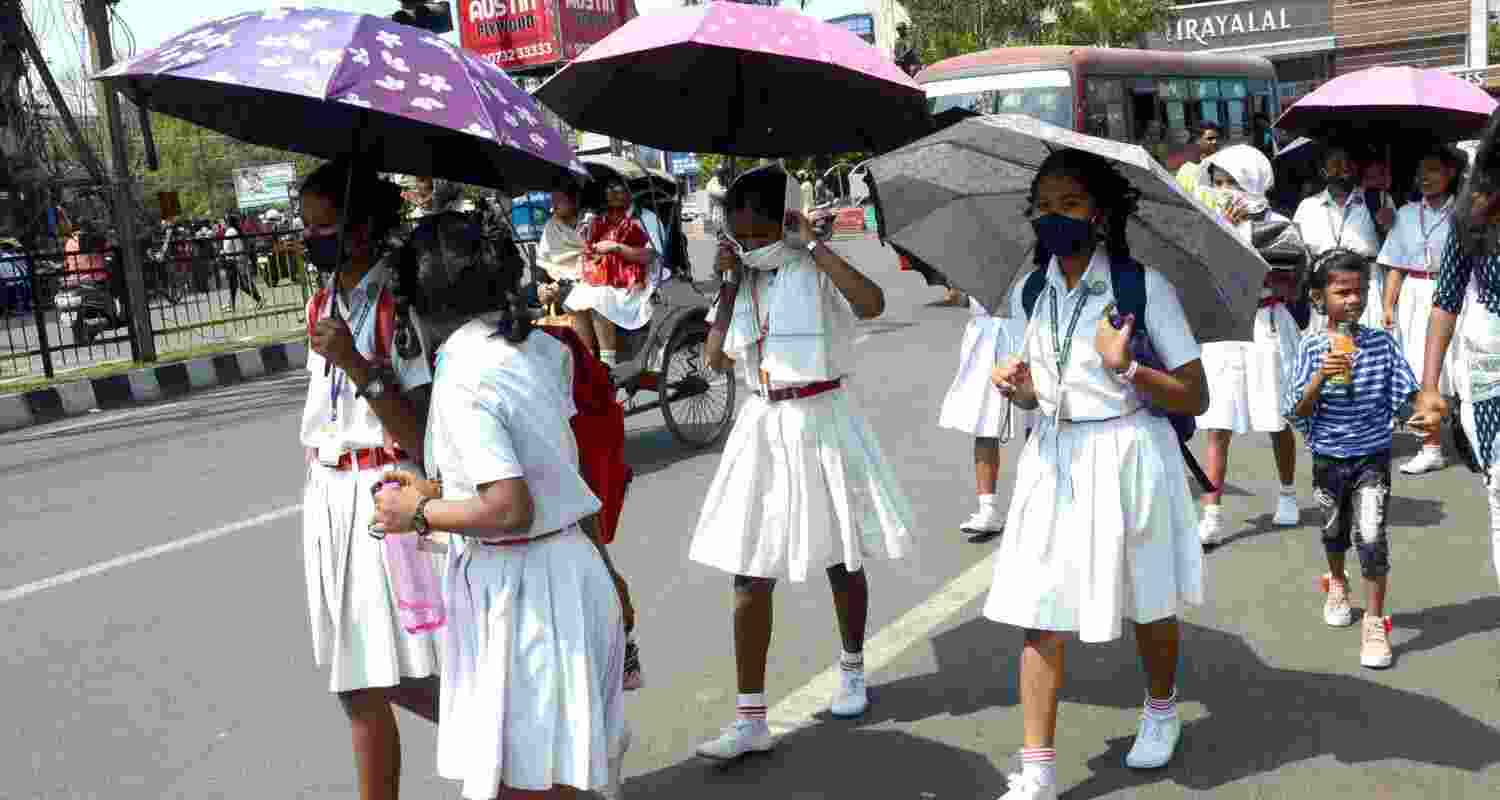 Rising Heat Alters School Hours in Jharkhand.