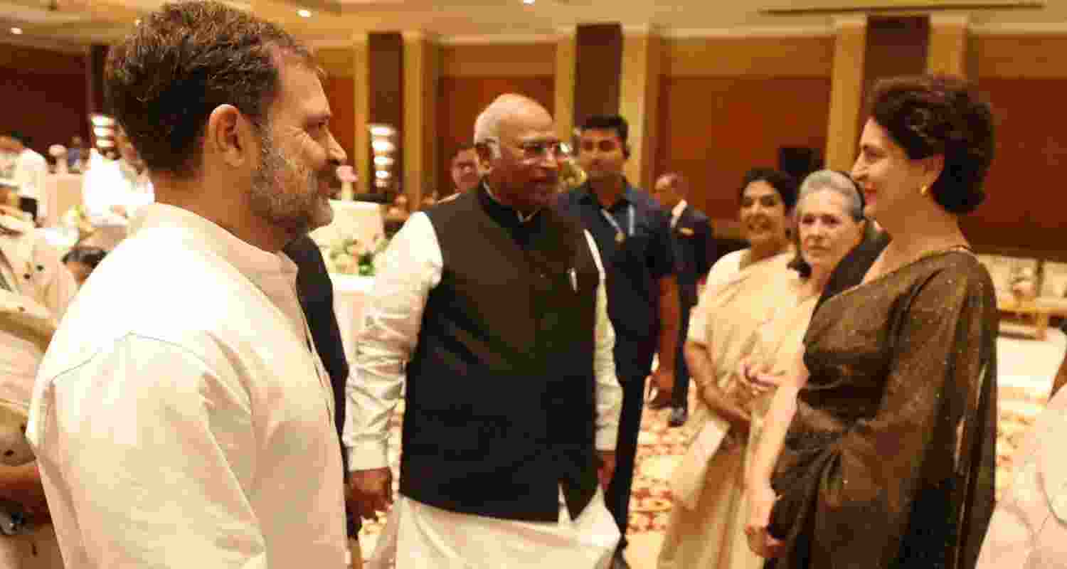 INDIA bloc dinner in Delhi signals strong opposition unity.