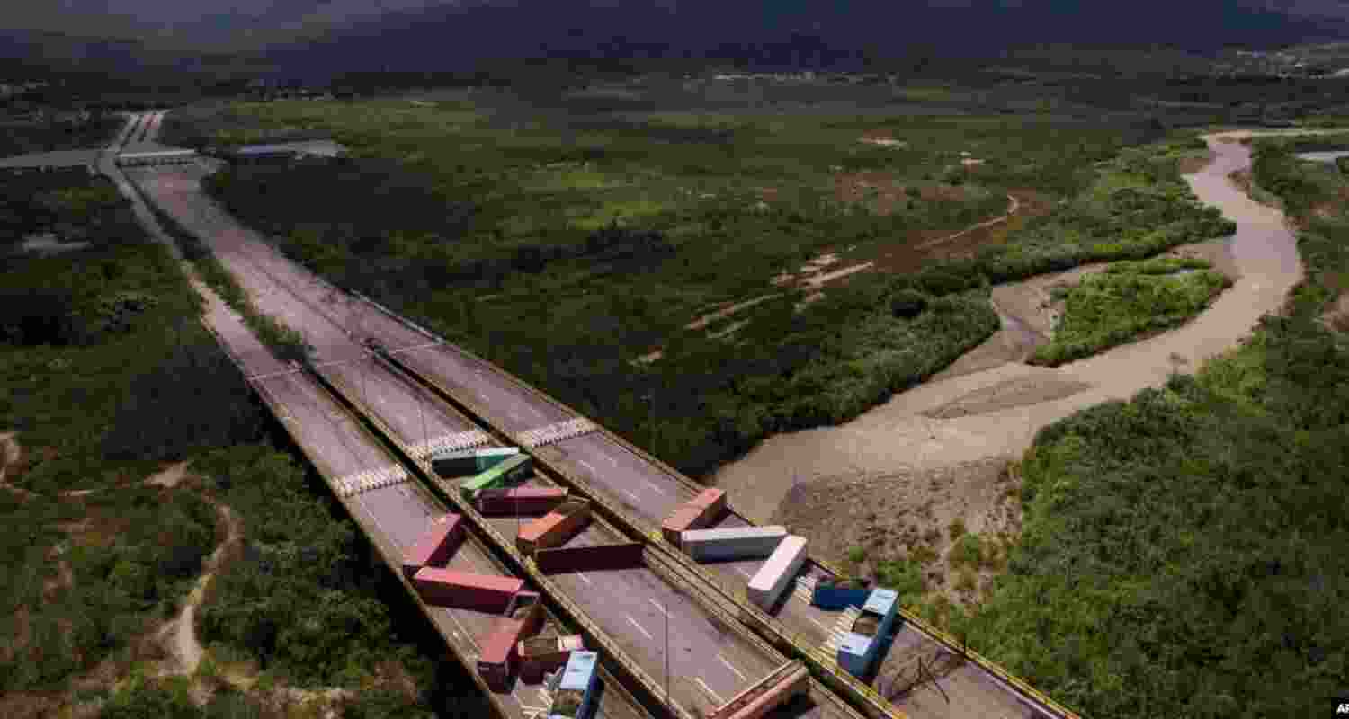 Troops sent to Colombia border as Venezuela fights cartels.