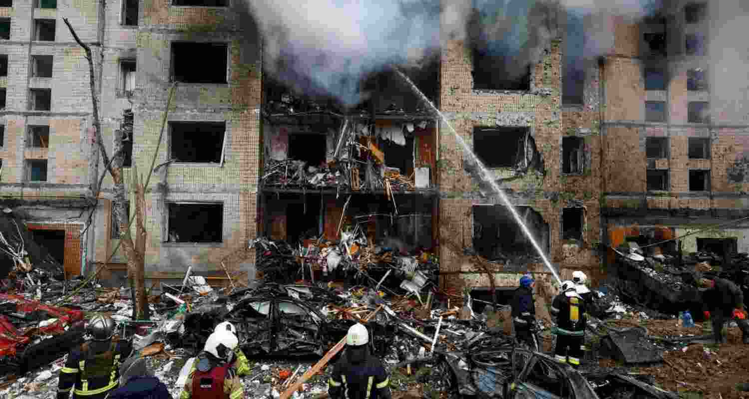 EU calls for more pressure on Moscow after strikes.