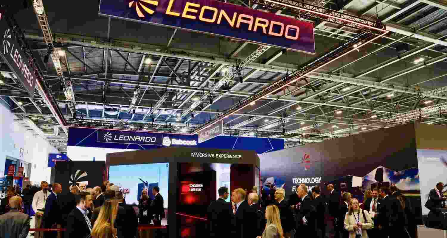 Israeli firms allowed at London arms fair without officials.